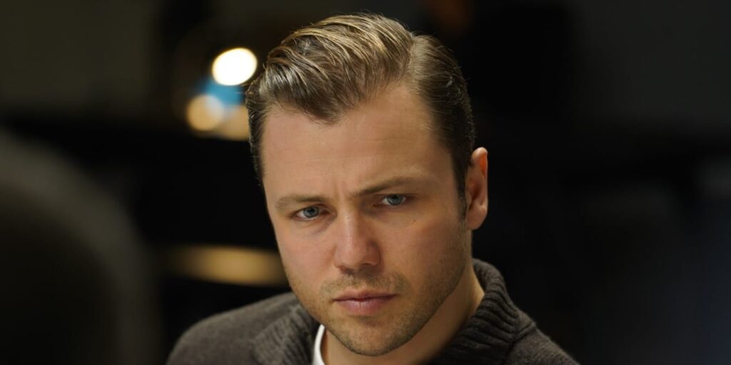 Teşkilat Zirvede, Survivor Takipte!