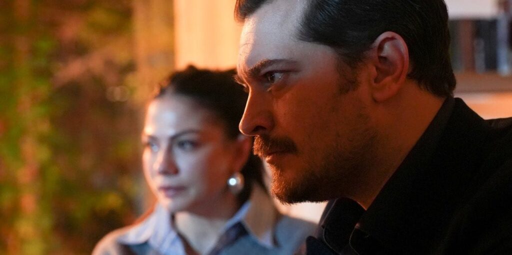 Eşref Rüya Liderliğe Geri Döndü!